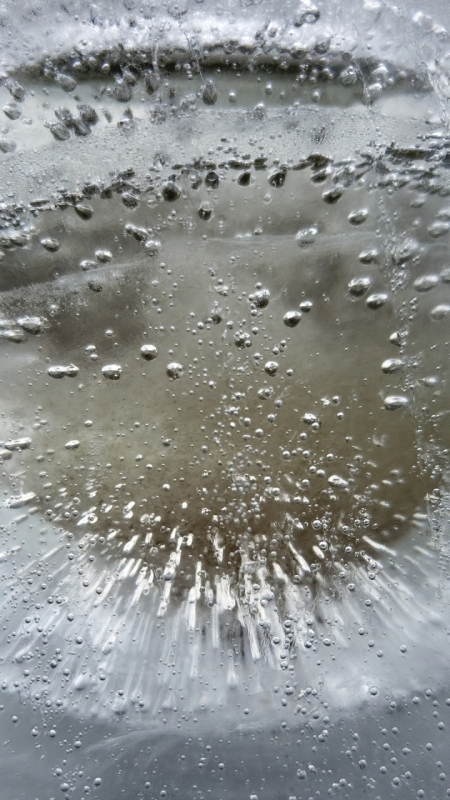 Bubbling Ice