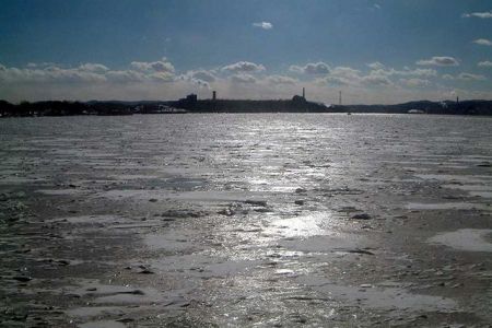 Hudson River On Ice