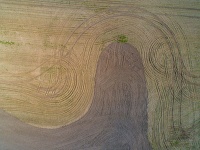 Textured Tracks