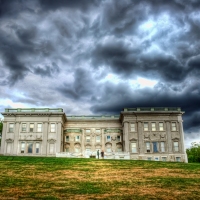 Mills Mansion